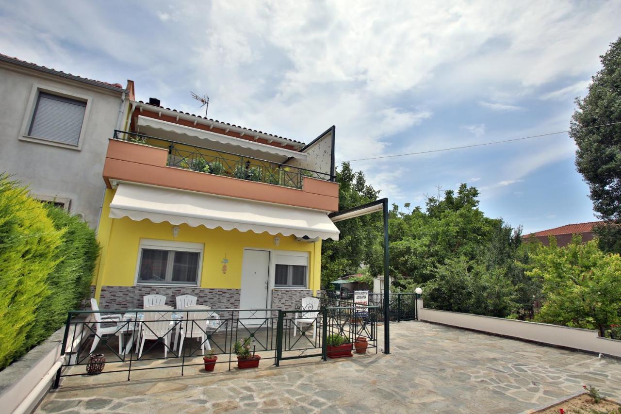 Pavlidis Apartment Siviri Exterior photo