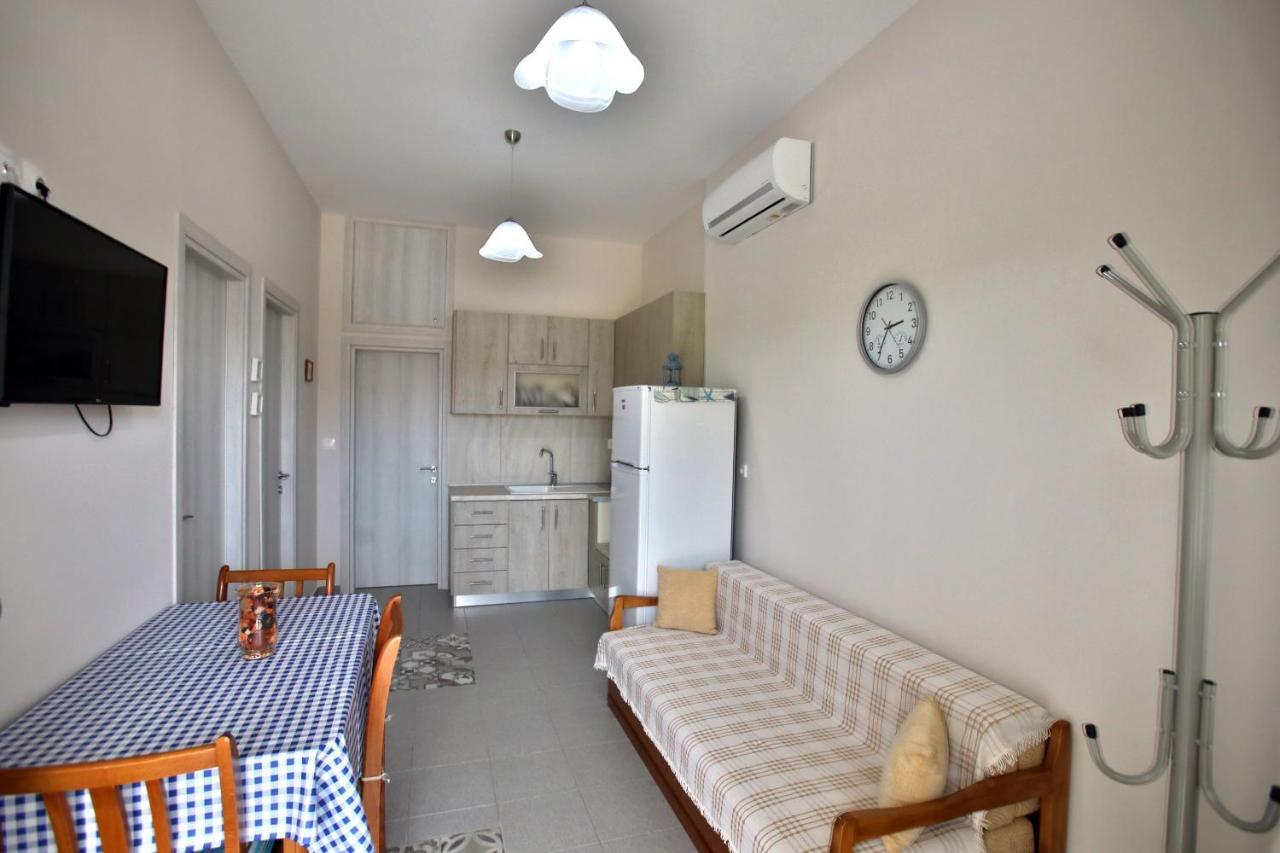 Pavlidis Apartment Siviri Exterior photo