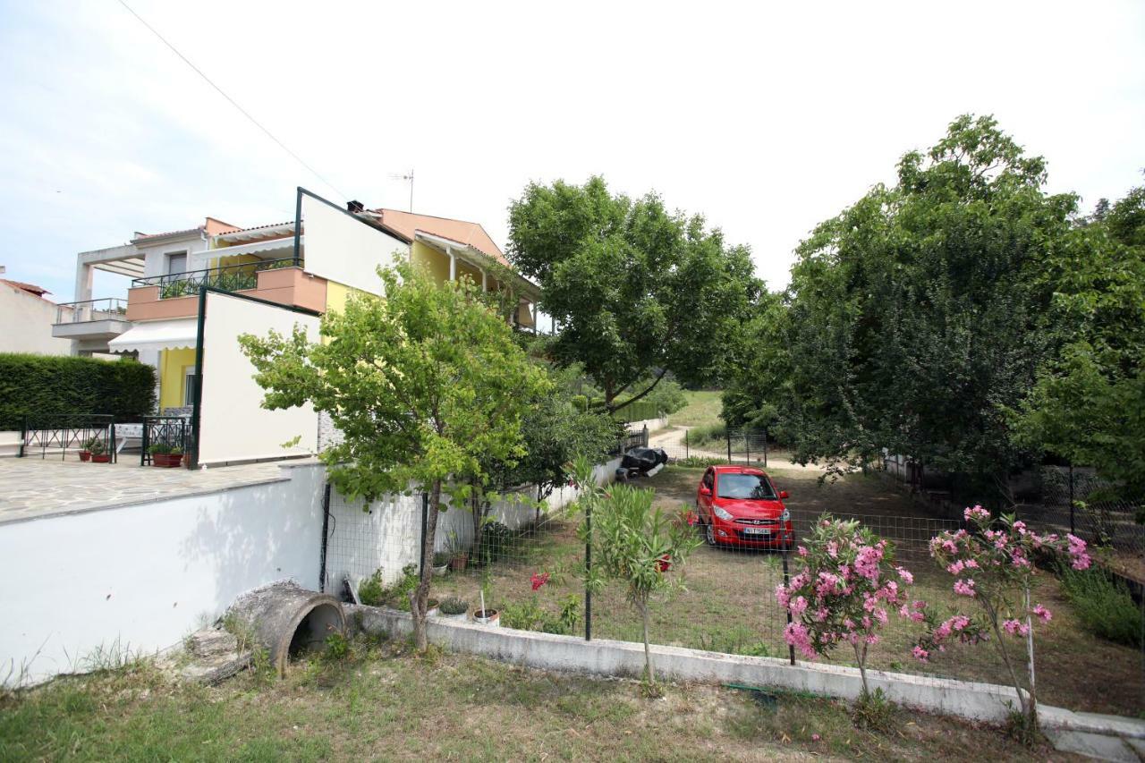 Pavlidis Apartment Siviri Exterior photo