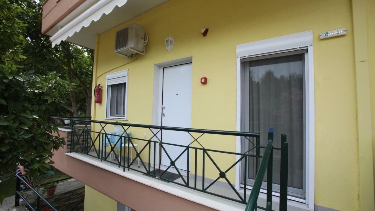 Pavlidis Apartment Siviri Exterior photo